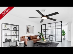 Luce ventilatore di soffitto con motore a corrente continua a 6 velocità telecomando all'interno di un alloggiamento bianco