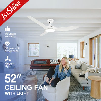 Buon prezzo Ventilatore da soffitto moderno a 3 pale da 52 pollici con motore DC ad alta velocità e luce LED opzionale in linea