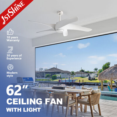 Buon prezzo Ventilatore di soffitto in plastica da 62 pollici a 5 lame ABS con luce a LED e motore a corrente continua In linea